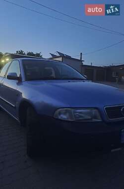 Седан Audi A4 1996 в 