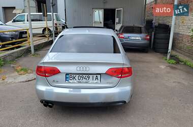 Седан Audi A4 2012 в 