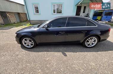 Седан Audi A4 2012 в 