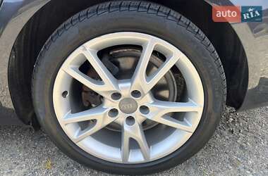 Седан Audi A4 2012 в 