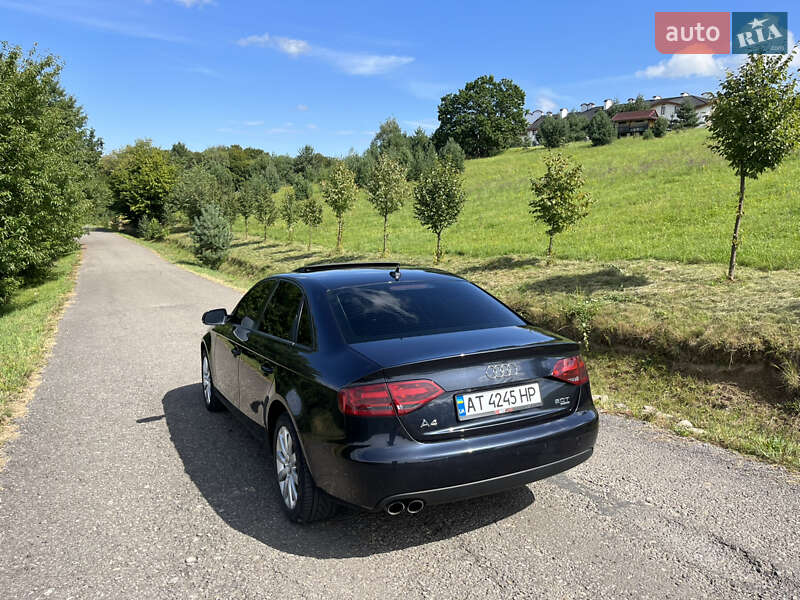 Седан Audi A4 2011 в Ивано-Франковске