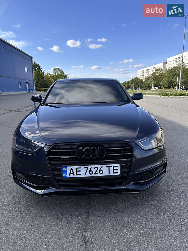 Седан Audi A4 2014 в Харькове