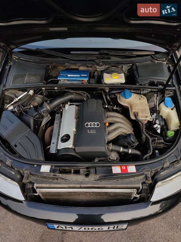 Седан Audi A4 2003 в Киеве