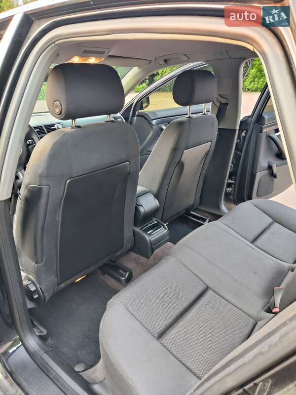 Седан Audi A4 2003 в Киеве