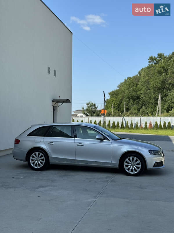 Универсал Audi A4 2009 в Луцке