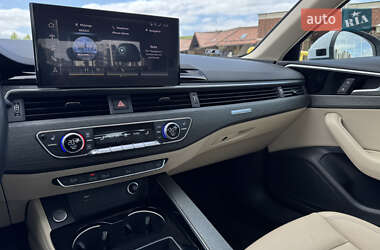 Седан Audi A4 2021 в 