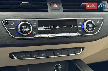 Седан Audi A4 2021 в 