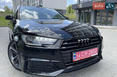 Седан Audi A4 2019 в 