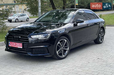 Седан Audi A4 2019 в 