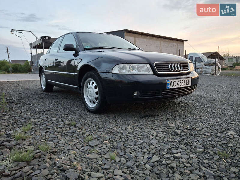 Седан Audi A4 1999 в Ковеле
