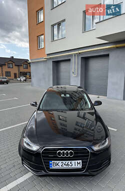 Седан Audi A4 2015 в 