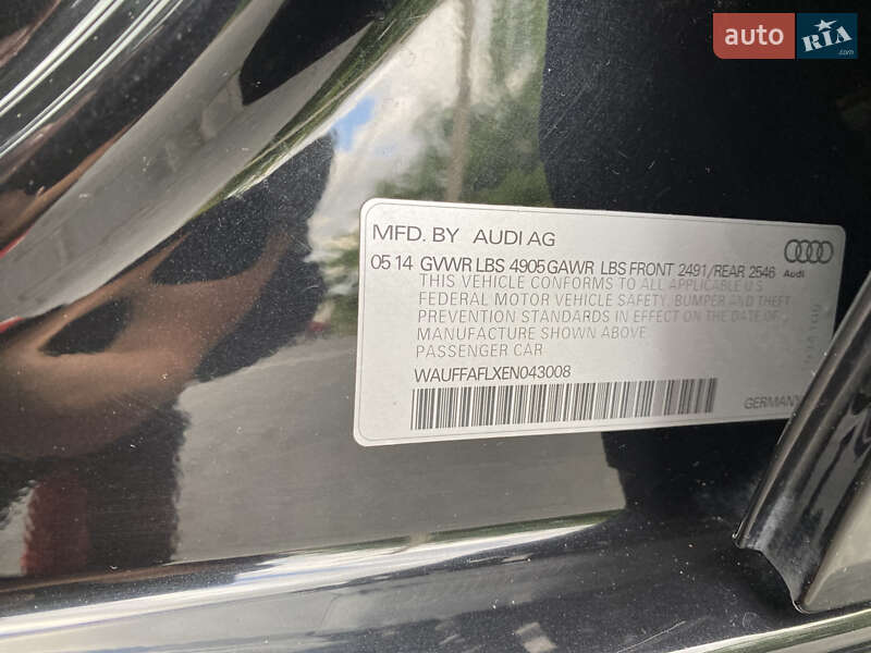 Седан Audi A4 2014 в Львове