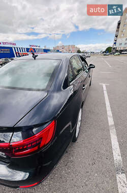 Седан Audi A4 2017 в 