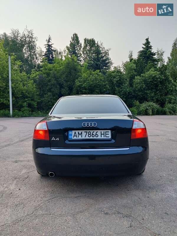 Седан Audi A4 2003 в Киеве