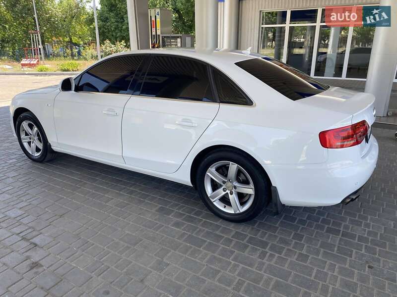 Седан Audi A4 2008 в Николаеве