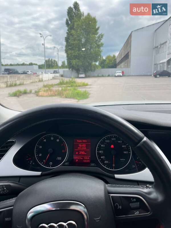 Седан Audi A4 2012 в Полтаве