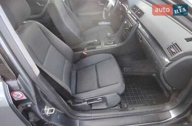 Седан Audi A4 2001 в 