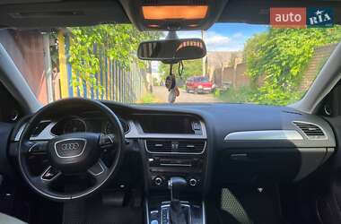 Седан Audi A4 2013 в 