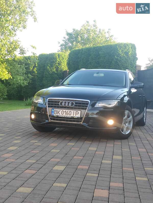 Универсал Audi A4 2010 в Ровно