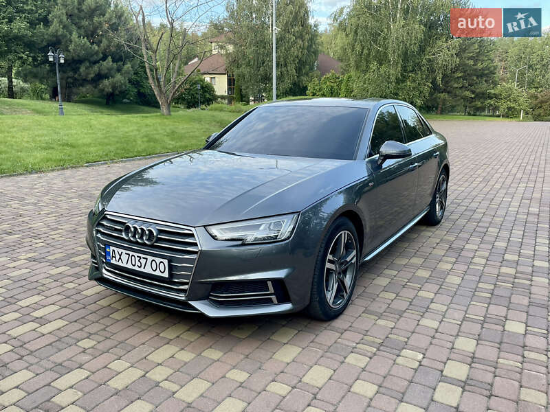 Седан Audi A4 2016 в 