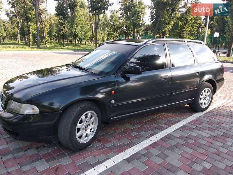 Универсал Audi A4 1998 в Кропивницком