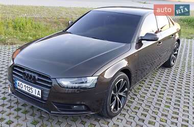 Седан Audi A4 2013 в Хмельницькому