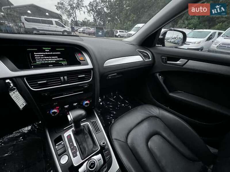 Седан Audi A4 2015 в Львове