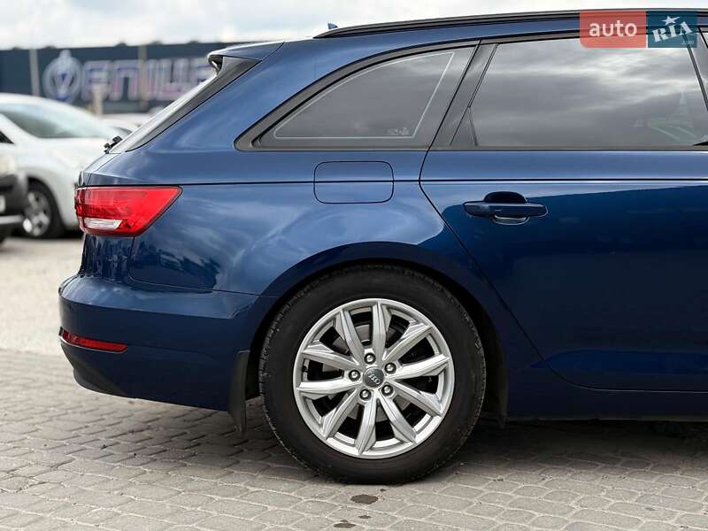 Універсал Audi A4 2017 в Львові