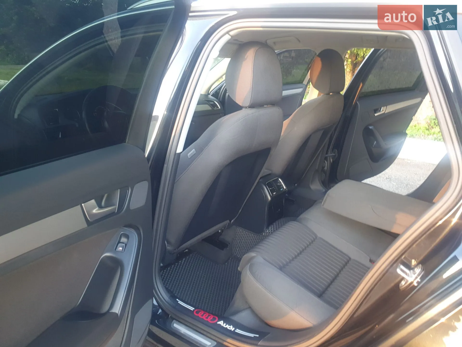 2011 Audi A4 - мініатюра 12