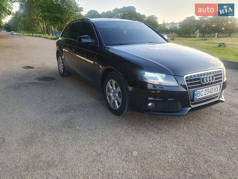 Audi A4 2011