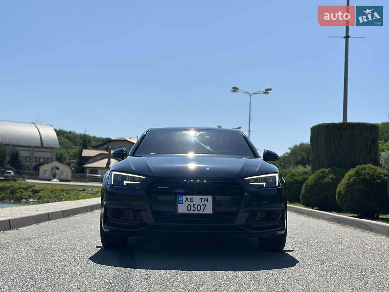Седан Audi A4 2016 в Днепре
