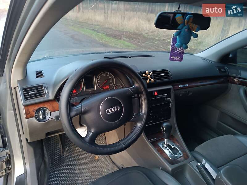 Седан Audi A4 2002 в Кропивницком