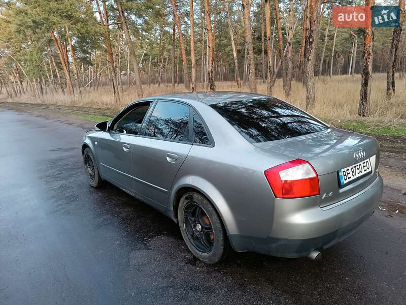 Седан Audi A4 2002 в Кропивницком