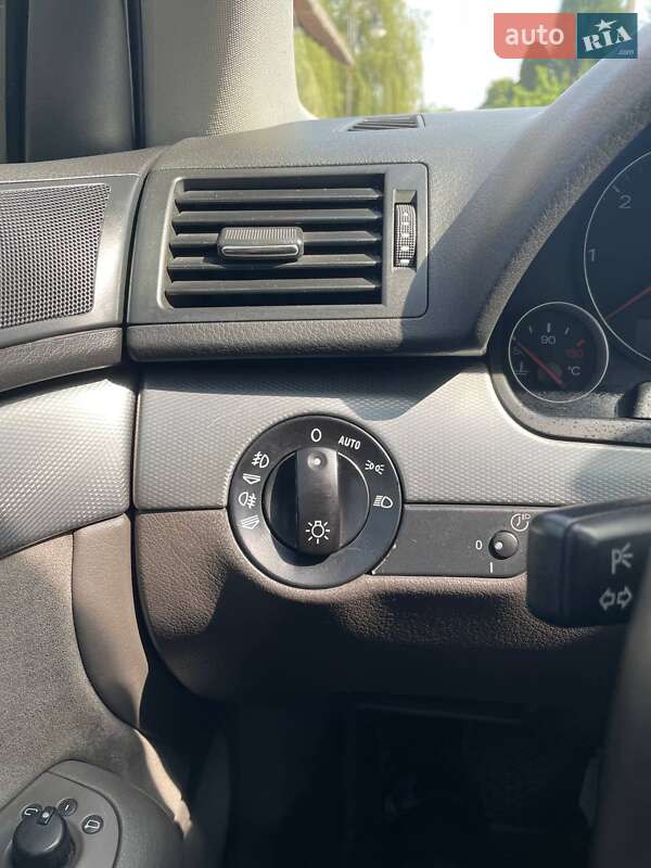 Универсал Audi A4 2003 в Надворной