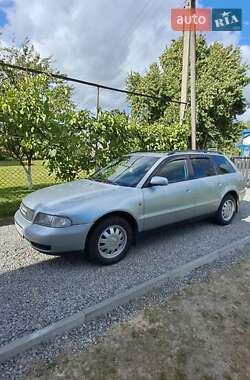 Универсал Audi A4 1998 в 