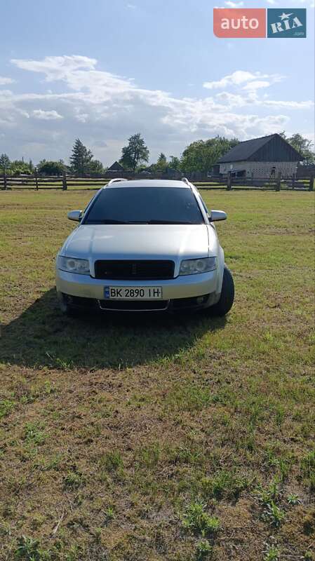 Универсал Audi A4 2001 в 