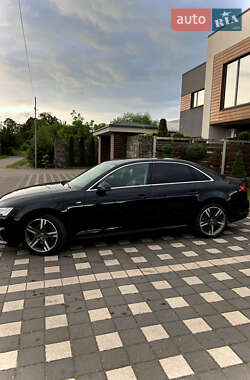Седан Audi A4 2017 в 