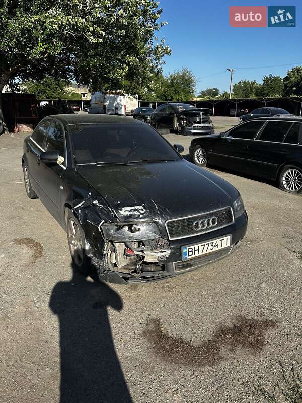 Седан Audi A4 2000 в Одессе