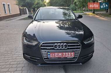 Седан Audi A4 2015 в 
