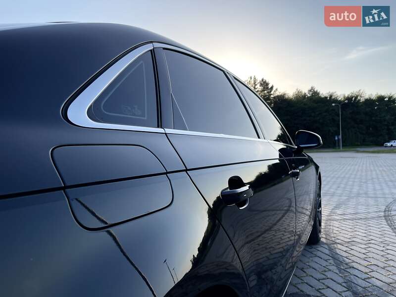 Седан Audi A4 2019 в Львове