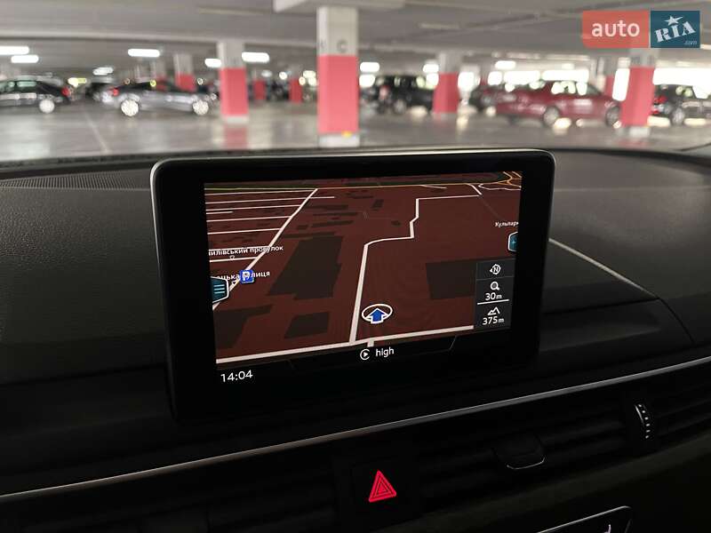 Седан Audi A4 2019 в Львове