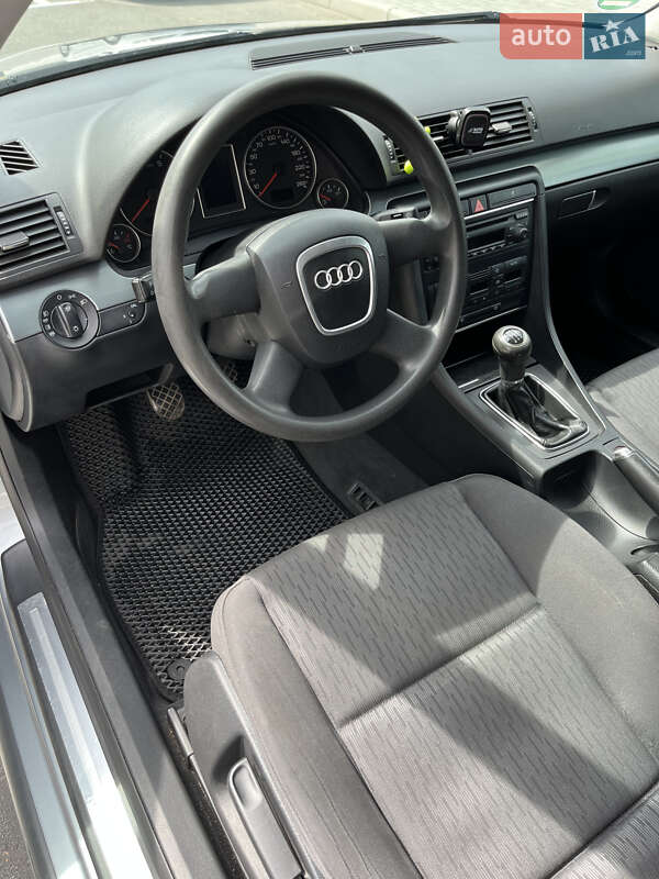 Универсал Audi A4 2005 в Киеве