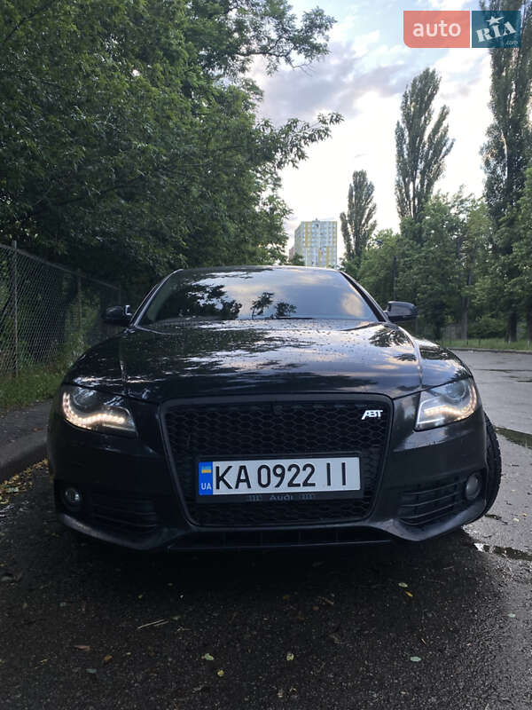 Audi A4 2011