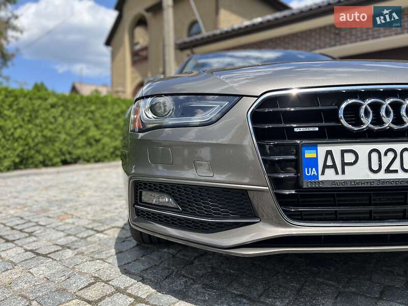 Седан Audi A4 2014 в Днепре