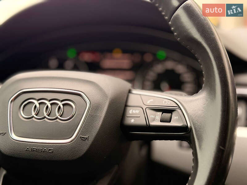 Универсал Audi A4 2017 в Киеве