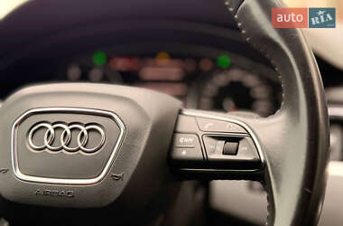 Универсал Audi A4 2017 в 