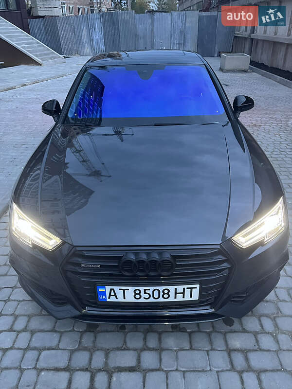 Седан Audi A4 2015 в Камені-Каширському