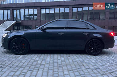 Седан Audi A4 2015 в Камені-Каширському