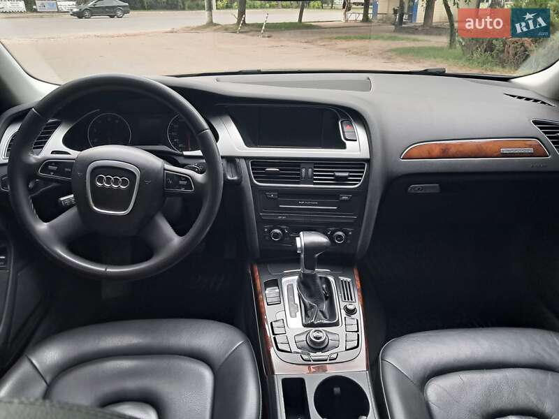 Універсал Audi A4 2010 в Сумах