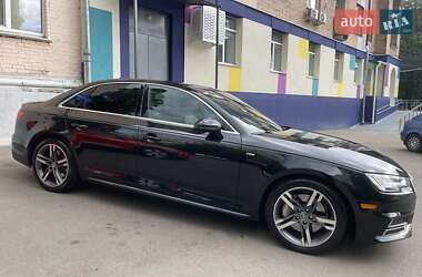 Седан Audi A4 2017 в Киеве